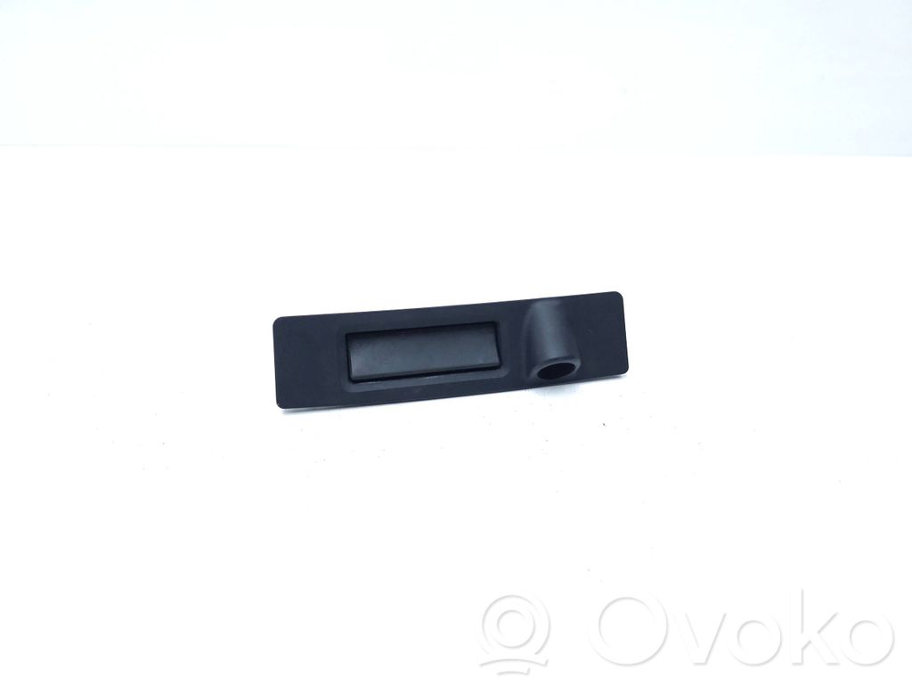 Tesla Model Y Tailgate handle with camera 