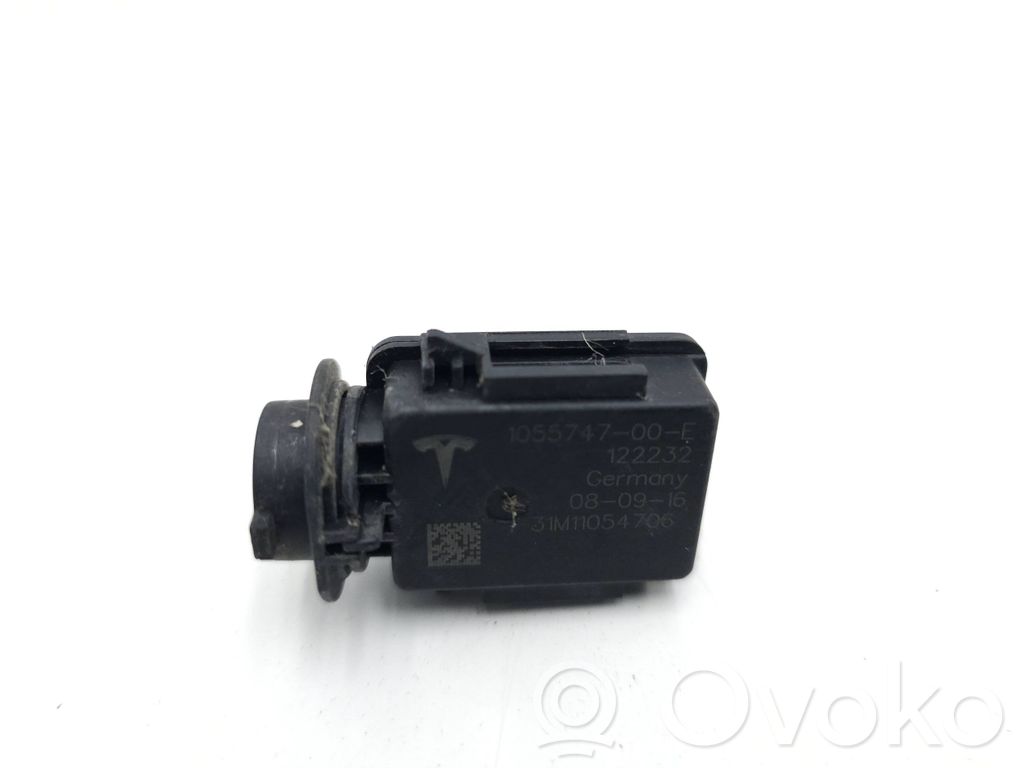 Tesla Model S Air quality sensor 