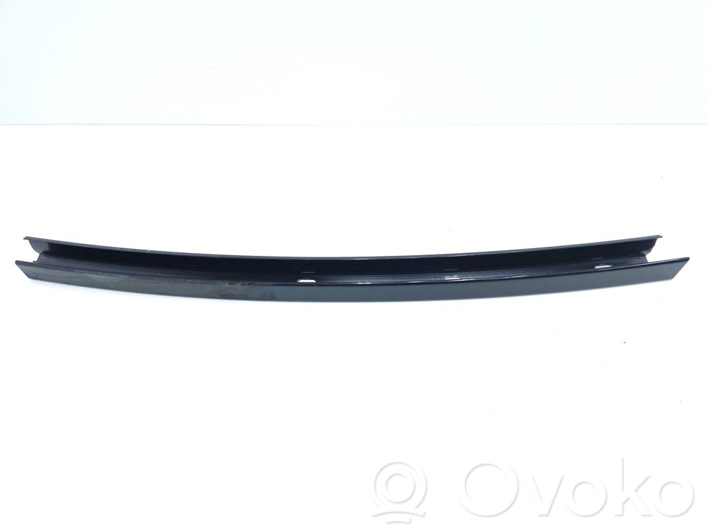 BMW 3 G20 G21 Ramka szyby drzwi tylnych 