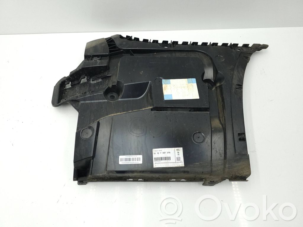 BMW 5 G30 G31 G38 Suport montare bară spate 