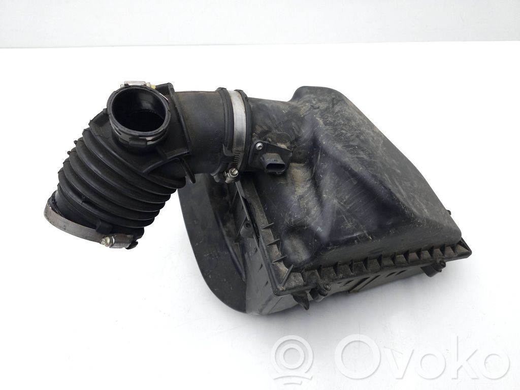 BMW 5 G30 G31 G38 Obudowa filtra powietrza 