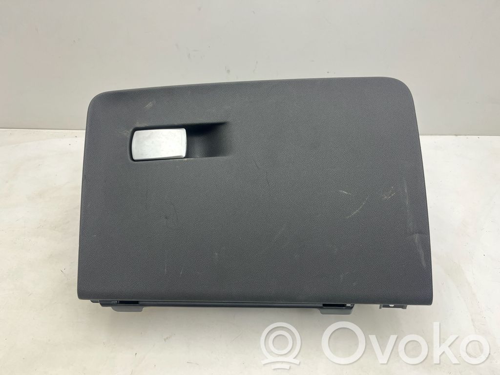 BMW X3 G01 Glove box 