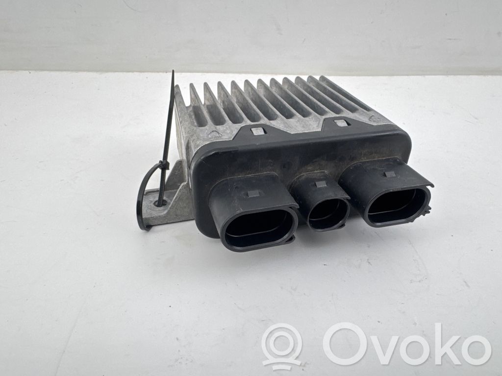 Audi Q5 SQ5 8R Coolant fan relay 