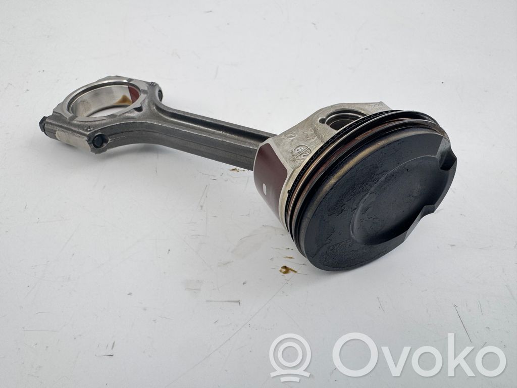 Piston with connecting rod   AN310,26HD16N