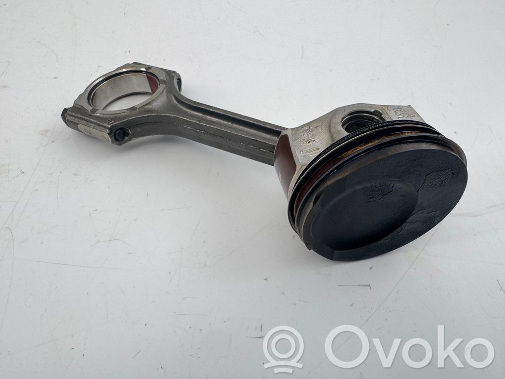 Jeep Compass Piston with connecting rod 