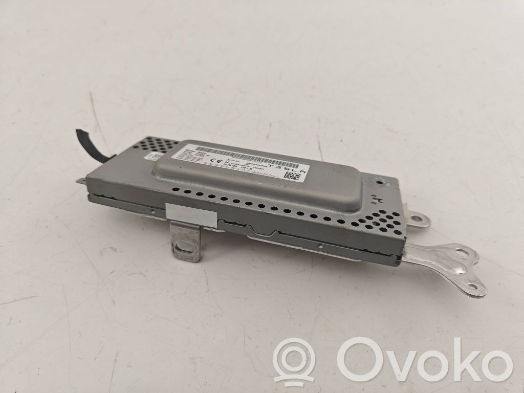 Tesla Model 3 Radio/CD/DVD/GPS head unit 