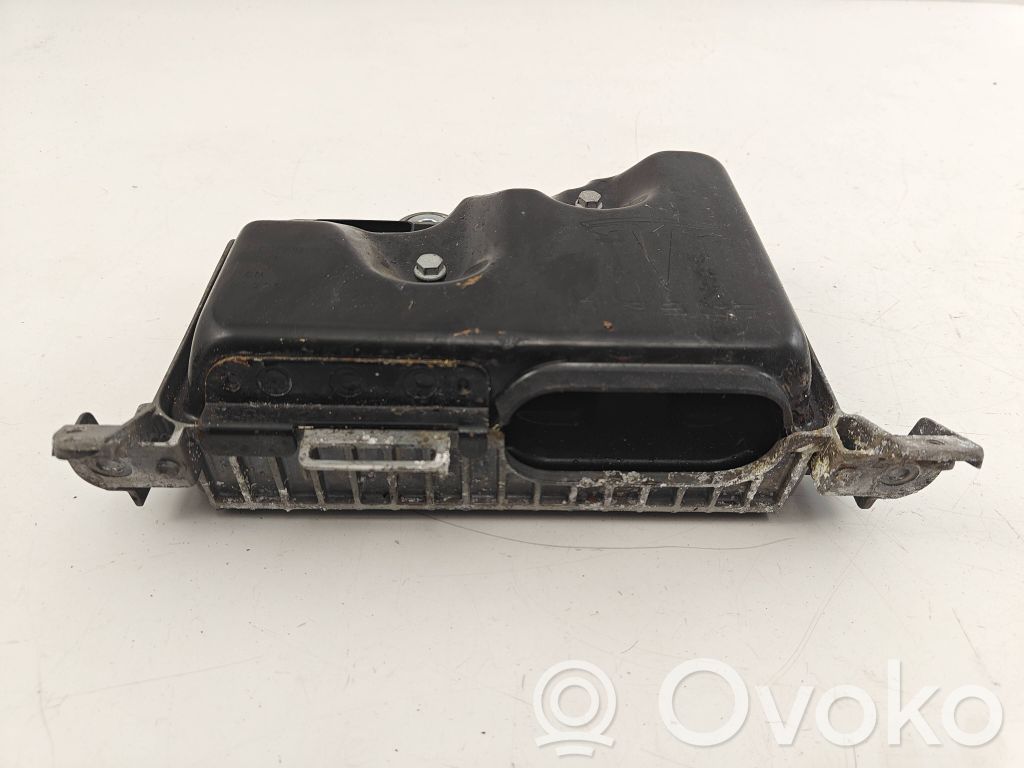 Tesla Model 3 Variklio valdymo blokas 