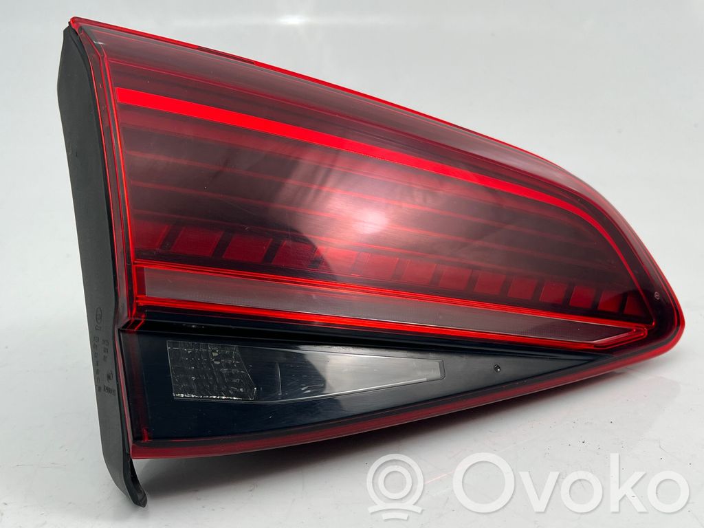 Volkswagen Golf VII Takaluukun takavalot 
