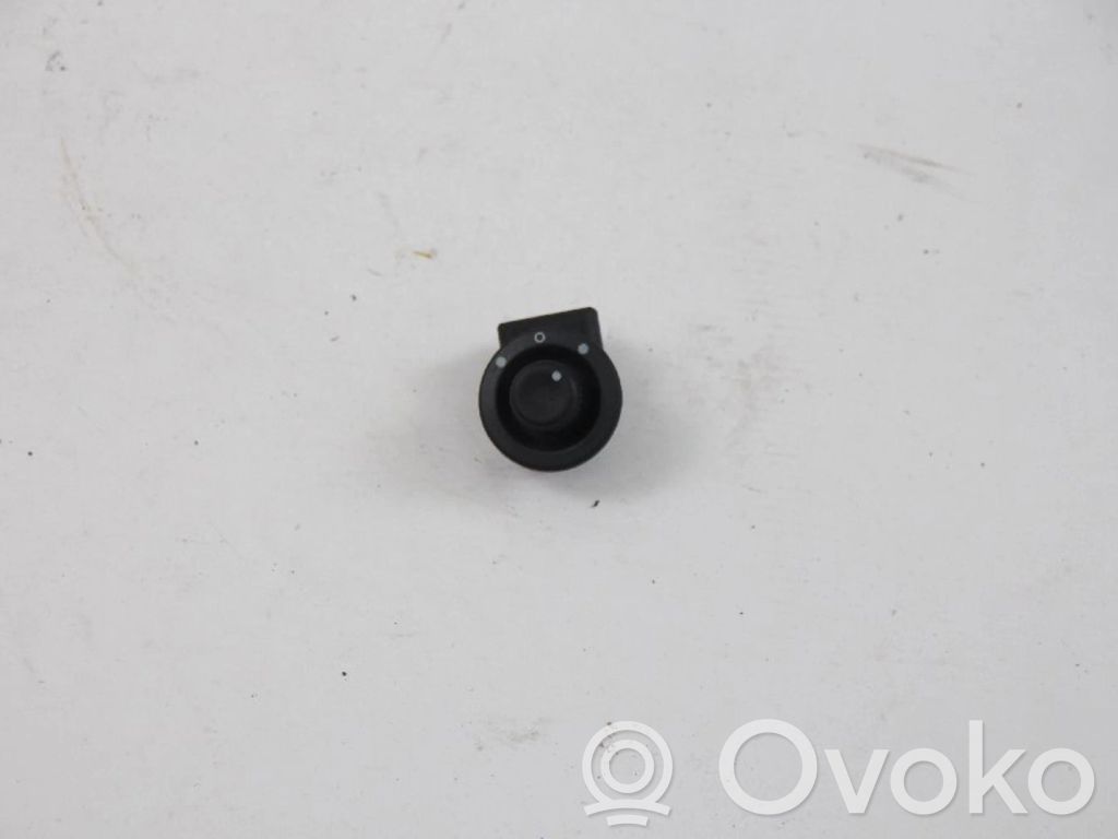 Wing mirror switch   8200002442B,8200002442B,8200002442B