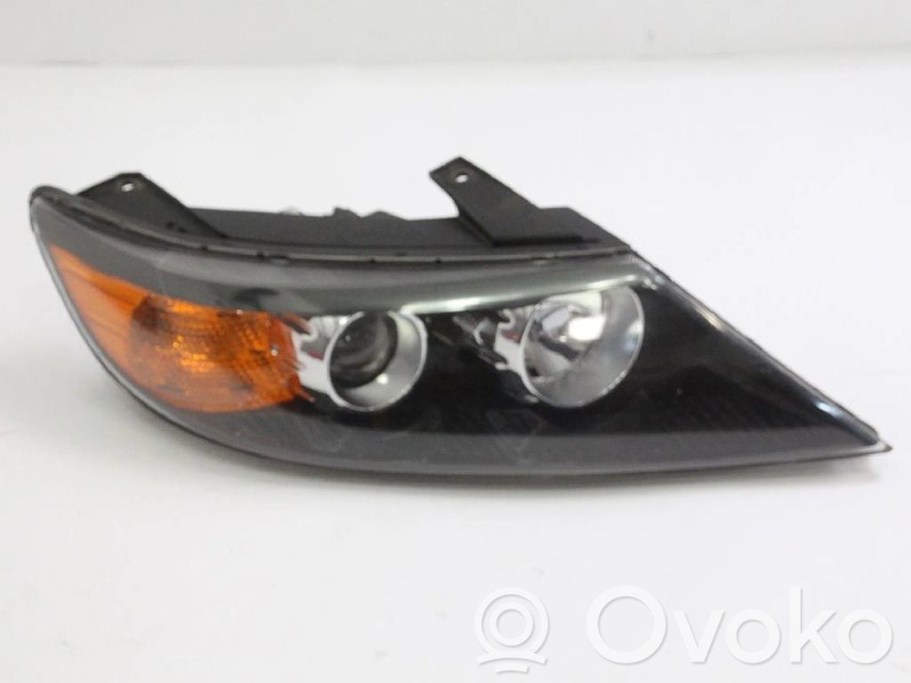 KIA Sorento Lampa przednia 