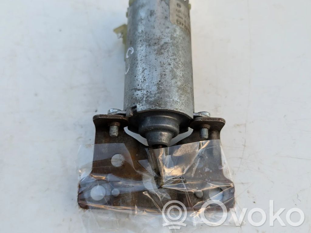 Motor de ajuste del asiento   976782102,260408F,0130002650
