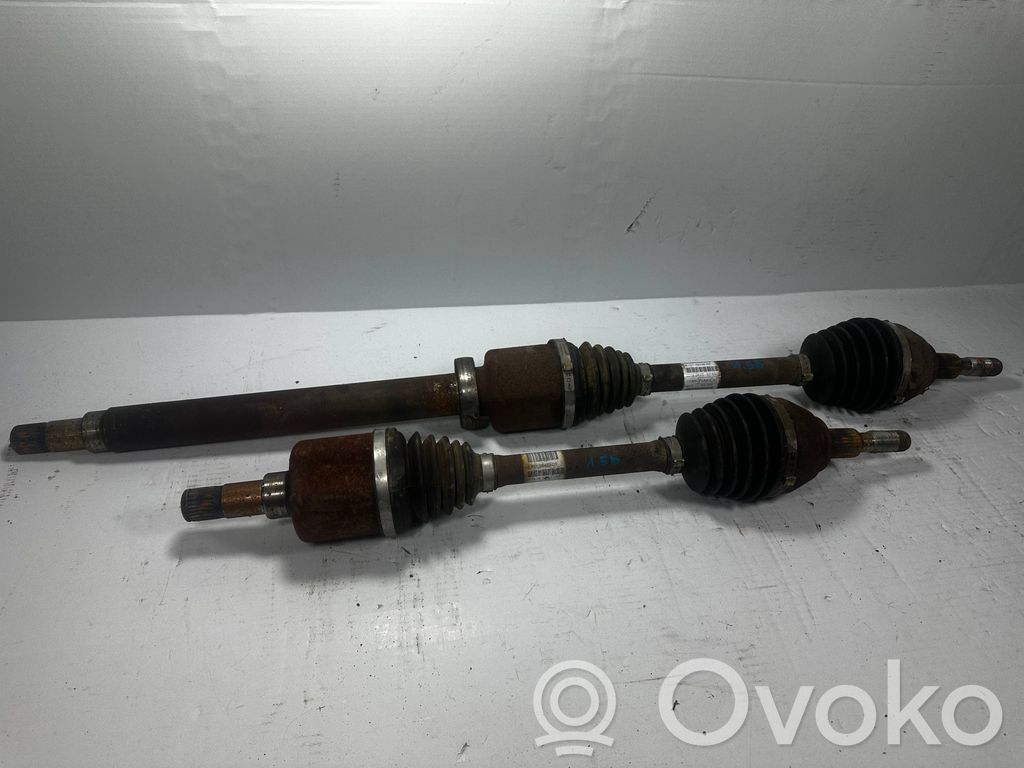 Priekšējā pusass   E1G13B437DF