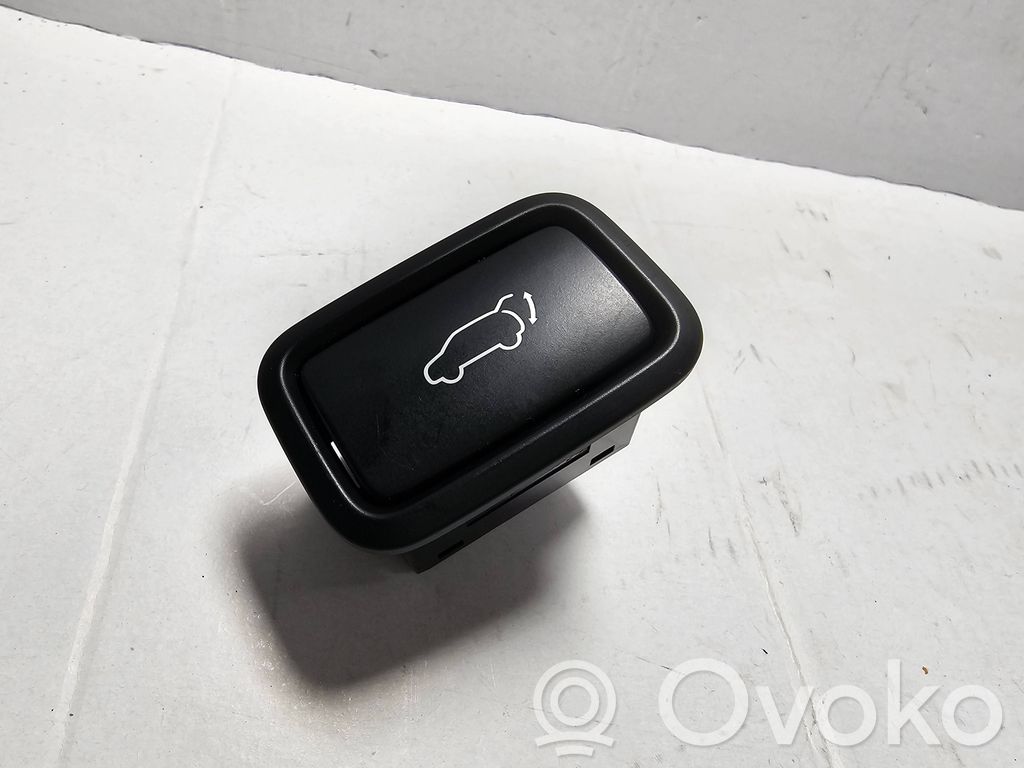 Tailgate/boot open switch button   49X59P1300