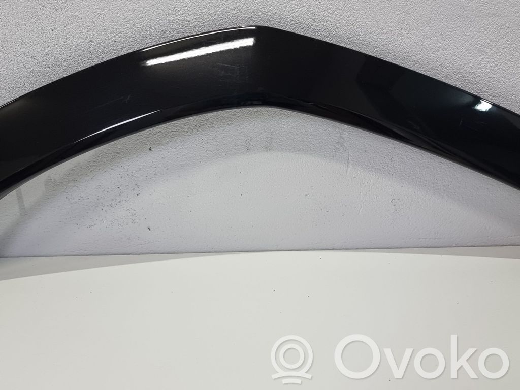 Rear arch trim   4ML853818,4ML853818C