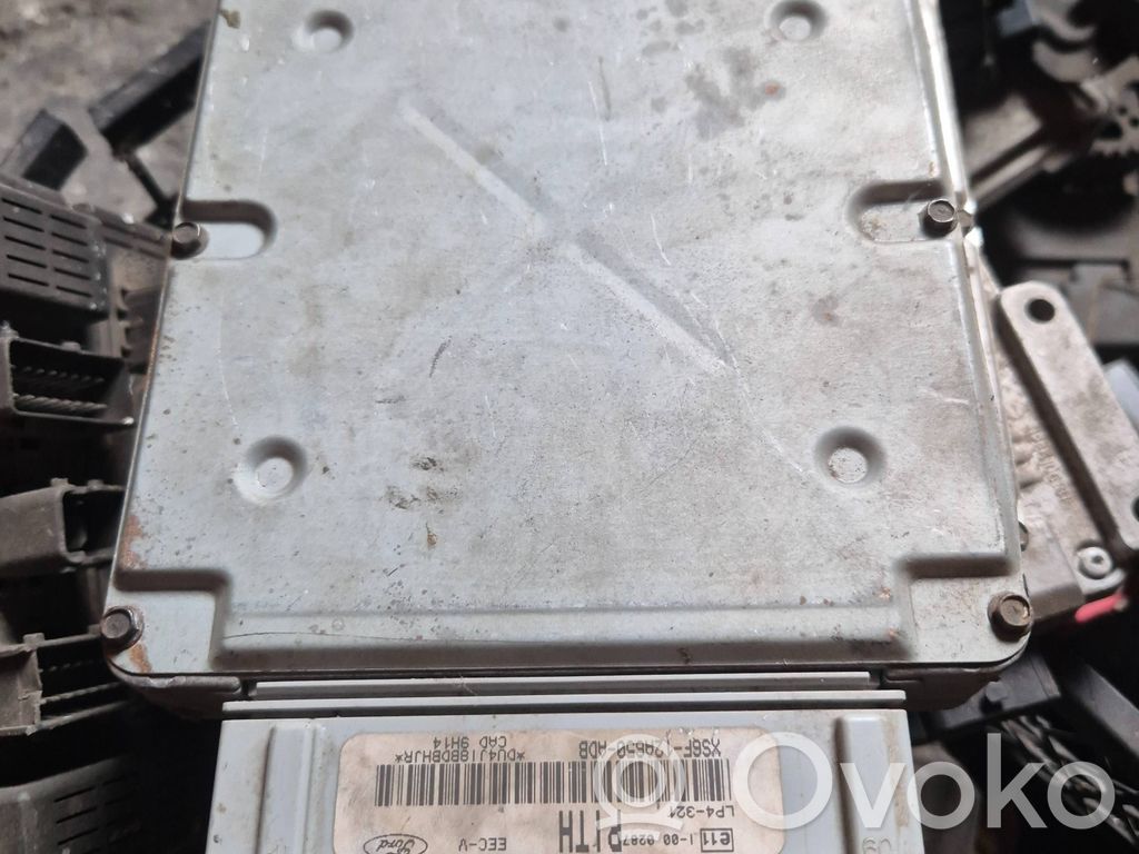 Ford Fiesta Engine control unit/module 