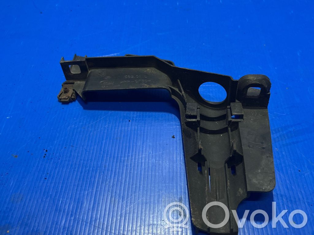 BMW 3 E46 Headlight/headlamp mounting bracket 