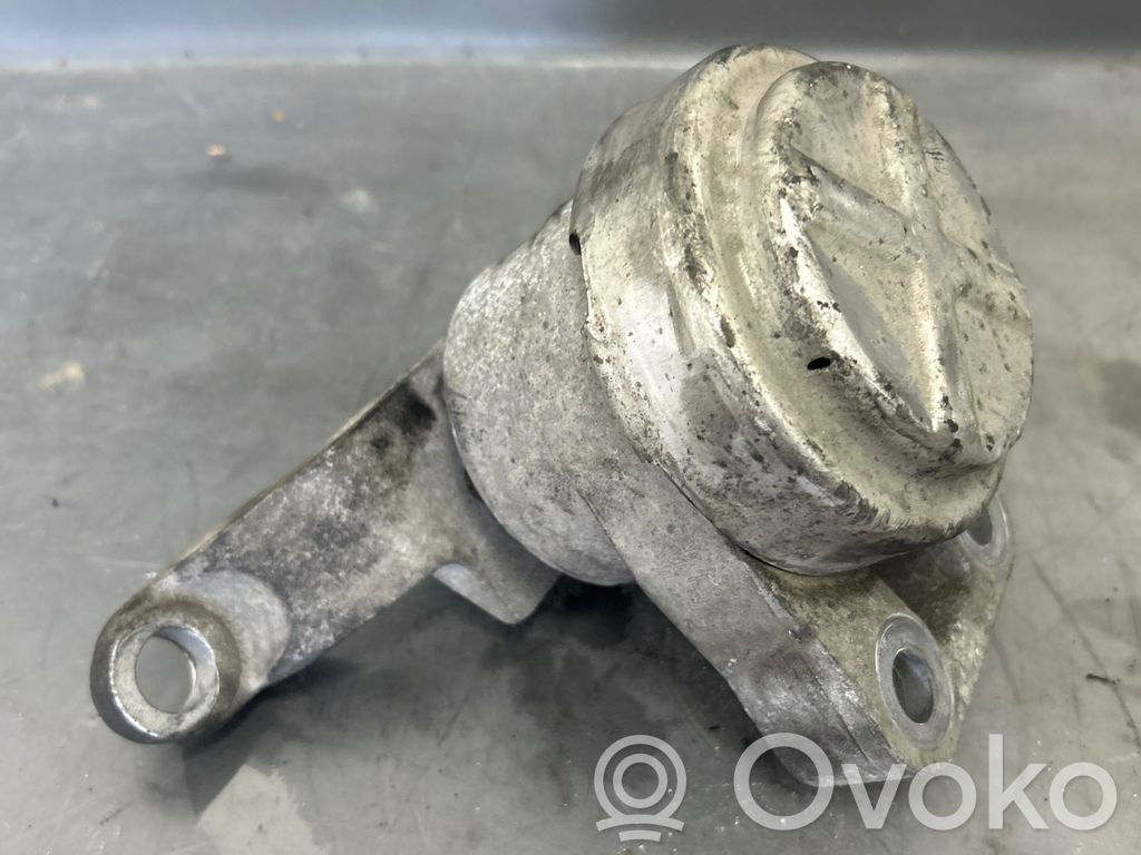 Ford Mondeo MK IV Variklio pagalvė 