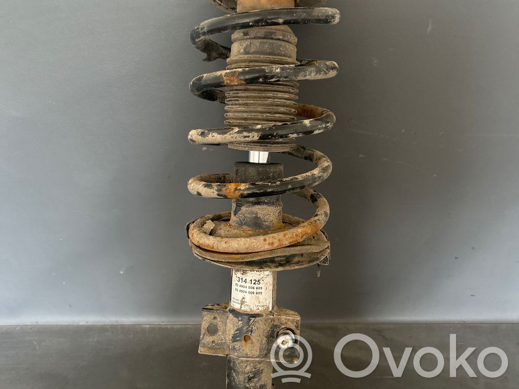 Volvo XC90 Priekšpusē amortizators 