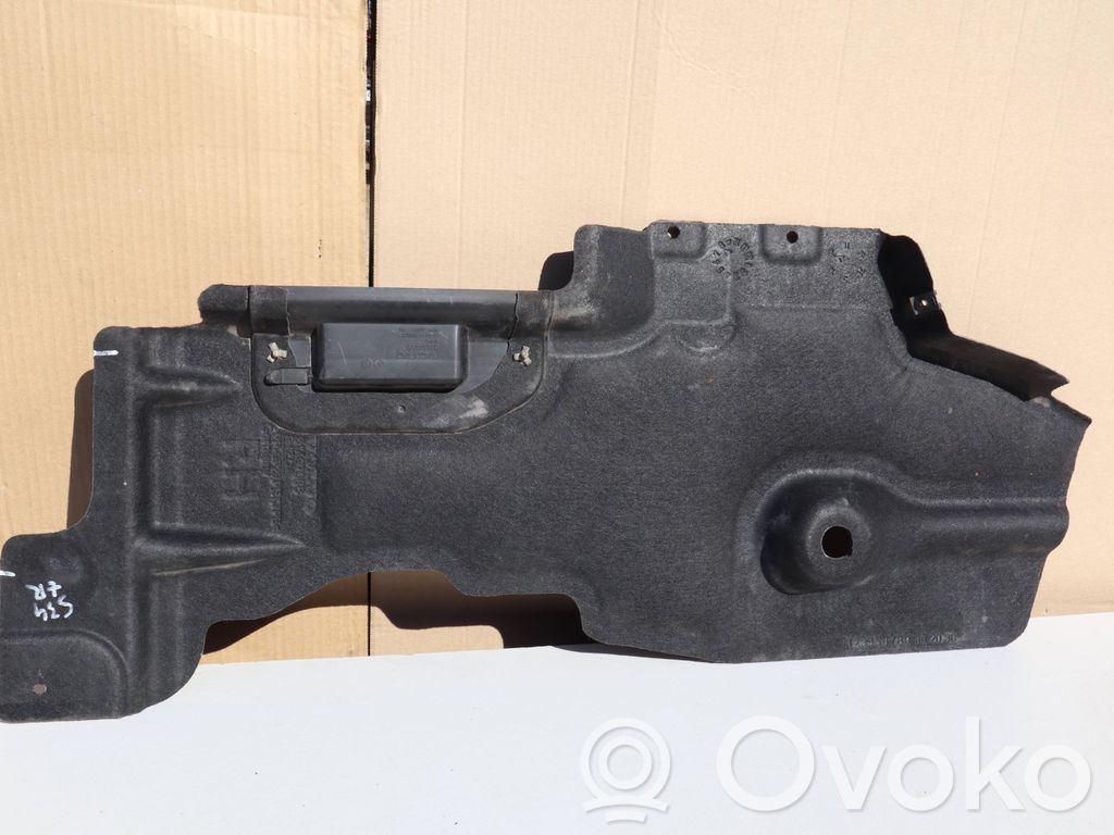 Volvo V40 Cross country Capac/apărătoare spate inferioară 