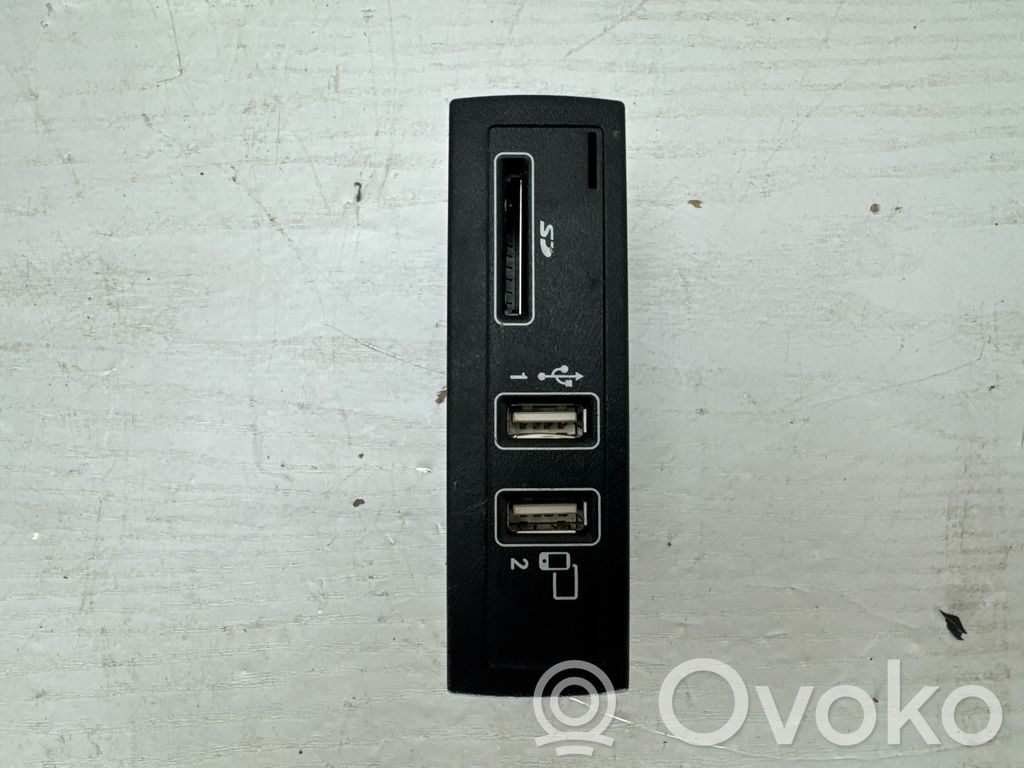 Mercedes-Benz S W222 Centralina USB 