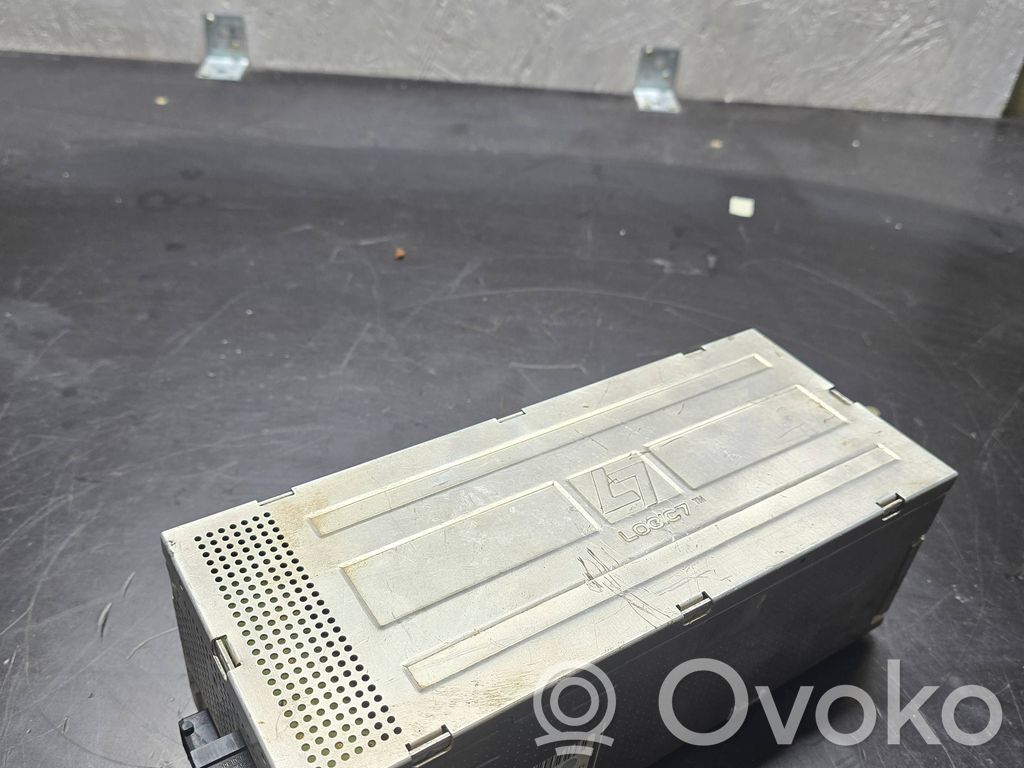 Amplificador de sonido   6922807