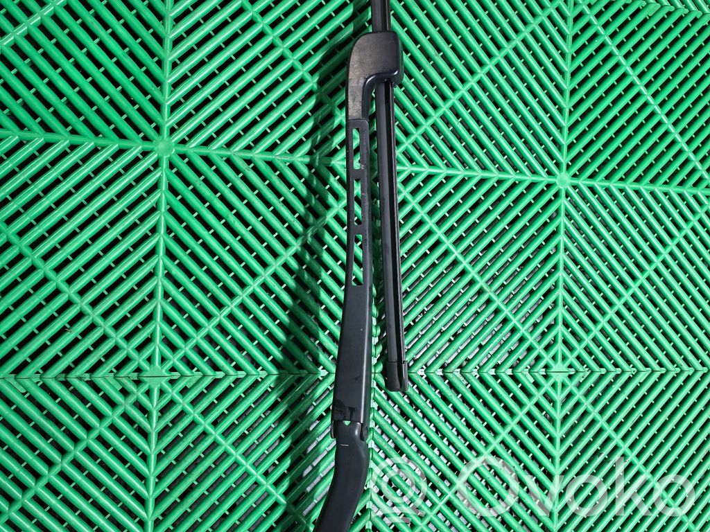 Front wiper blade arm   179158
