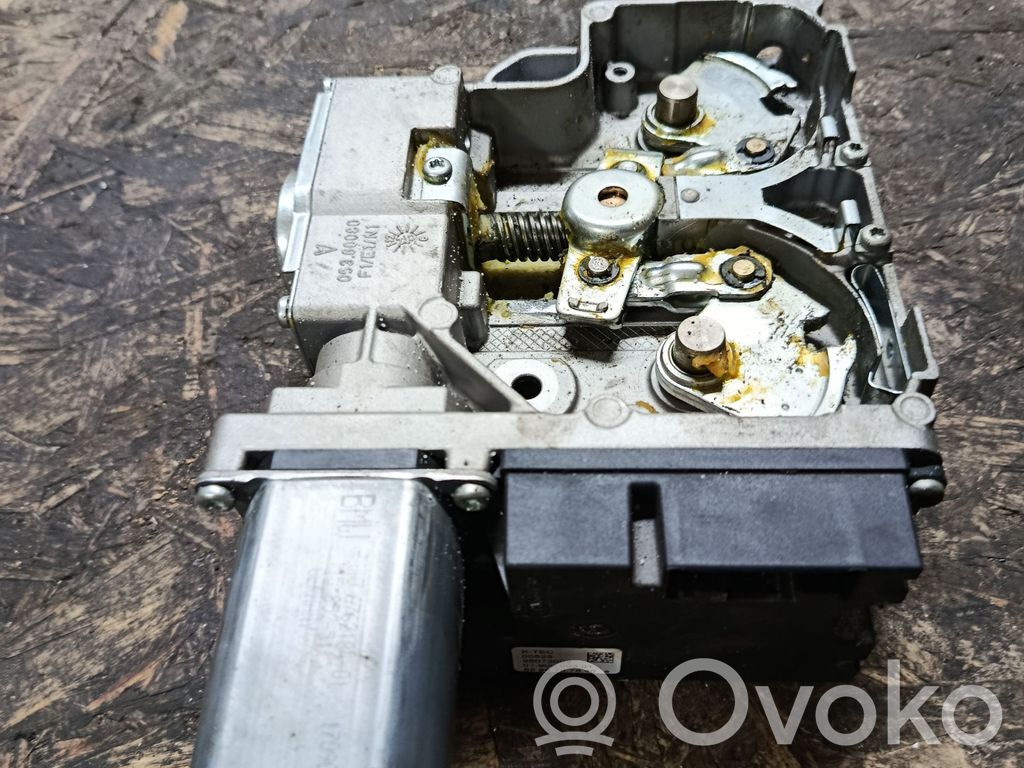 BMW 7 E65 E66 Rankinio varikliukas 