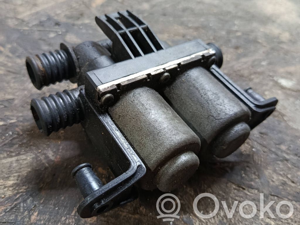 BMW 7 E65 E66 Coolant heater control valve 