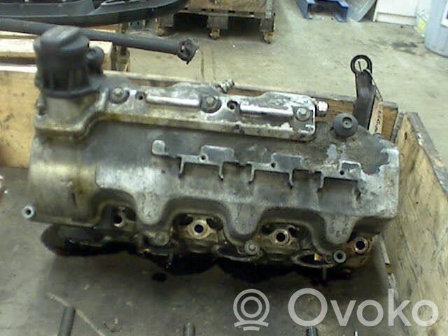 Engine head   R1120161001