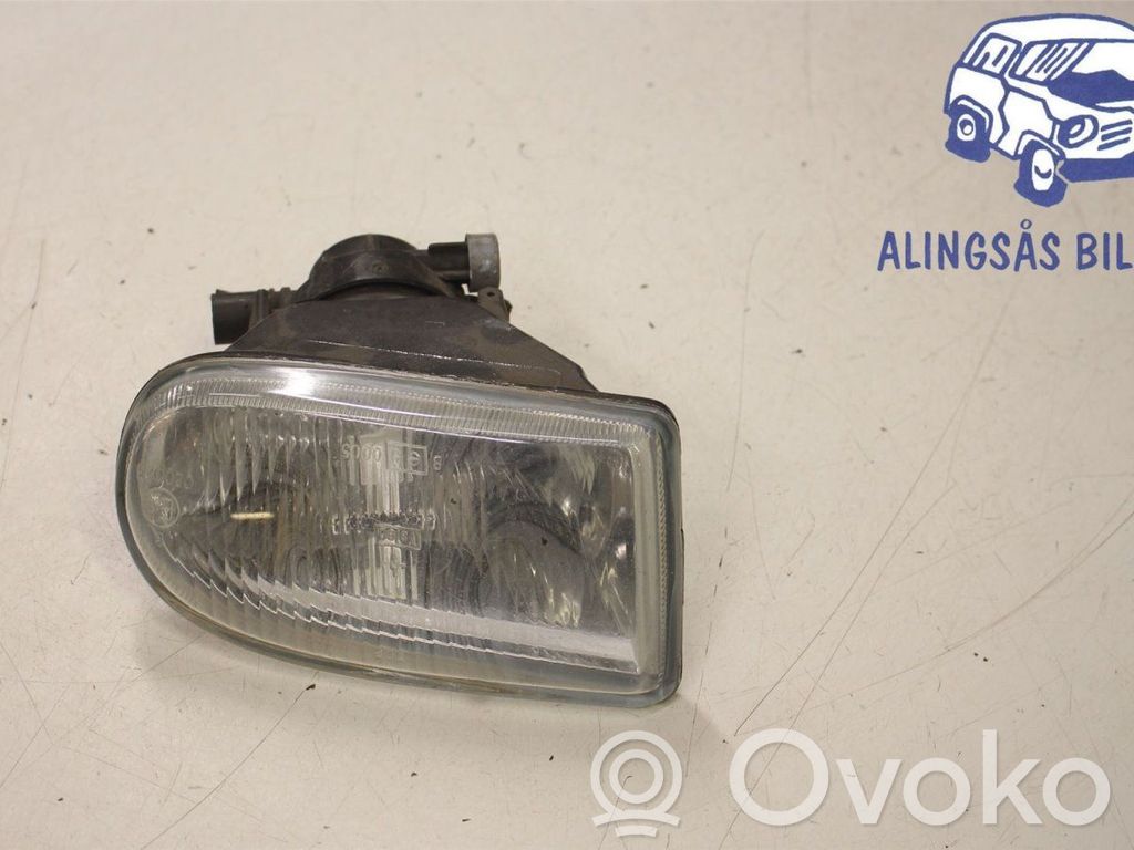 Renault Clio I Luz de niebla delantera 