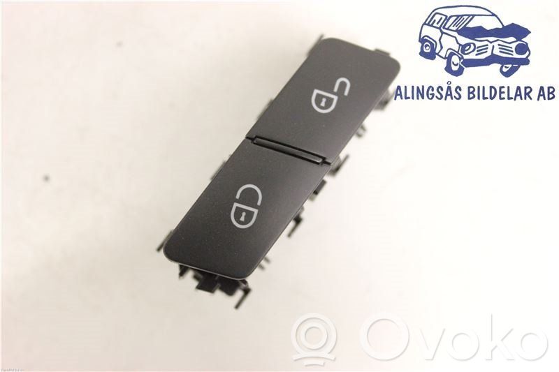 Botón interruptor de bloqueo de puertas   A2048706410