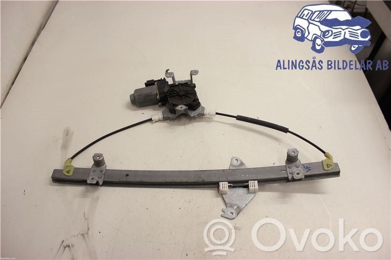 Nissan Navara D40 Elektryczny podnośnik szyby drzwi przednich 