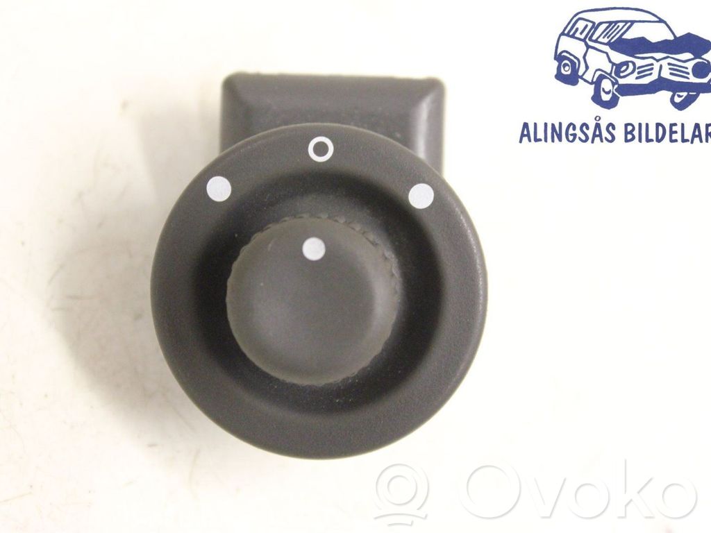Opel Vivaro Wing mirror switch 