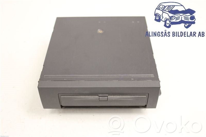 Volvo XC90 GPS navigation control unit/module 