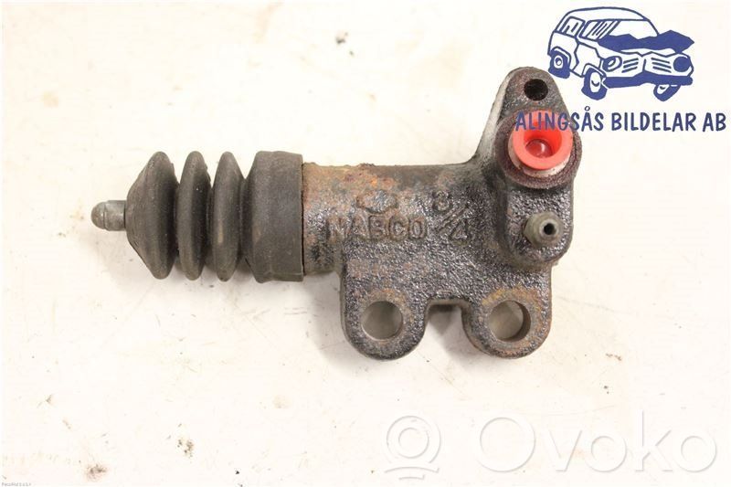 Nissan Primera Cilindro de embrague hidráulico 