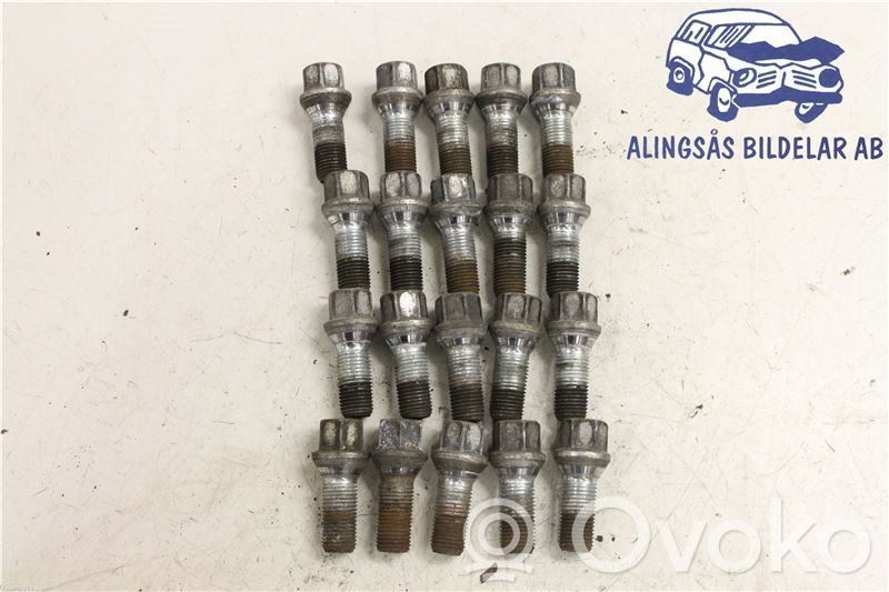 Audi A4 S4 B6 8E 8H Tuercas/tornillos 