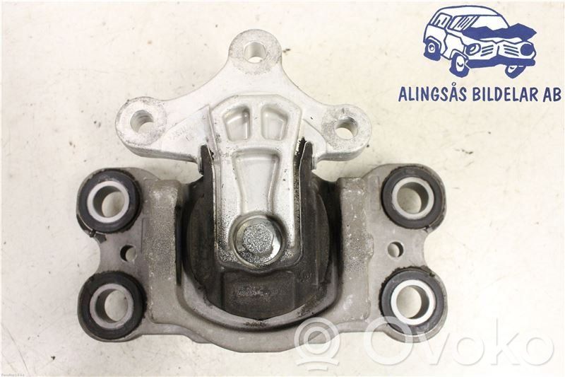 Gearbox mount   31262710