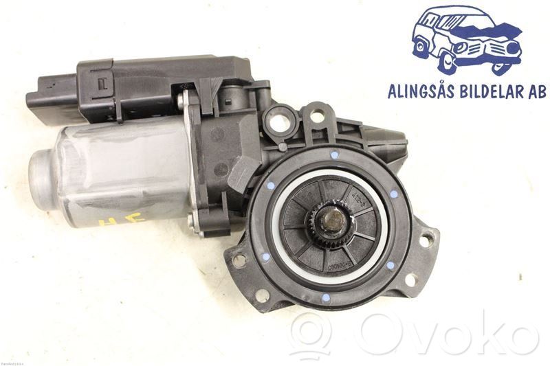 Front door window regulator motor   402054D