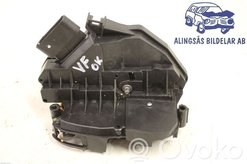 Front door lock   8A6AA21813AF