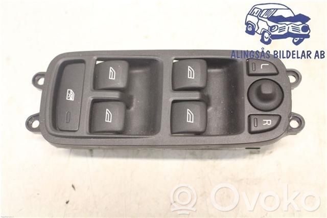 Volvo V50 Electric window control switch 