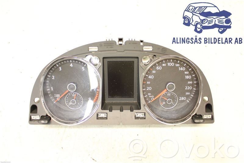 Volkswagen PASSAT B6 Speedometer (instrument cluster) 