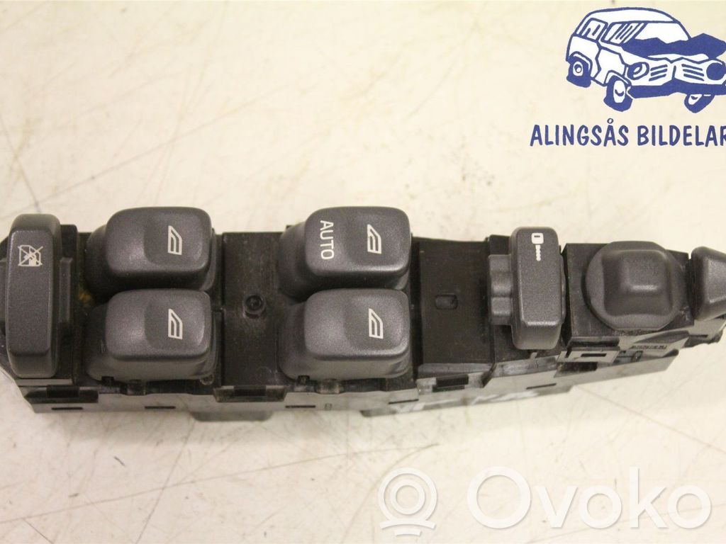 Electric window control switch   30638535