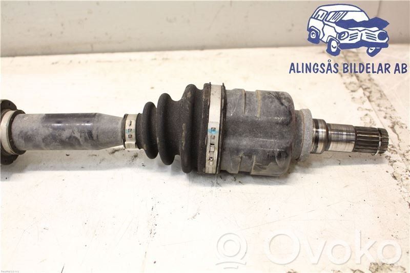 Toyota Verso Eje de transmisión delantero 