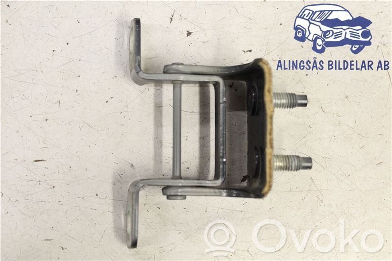 Tailgate/trunk/boot hinge   31335291