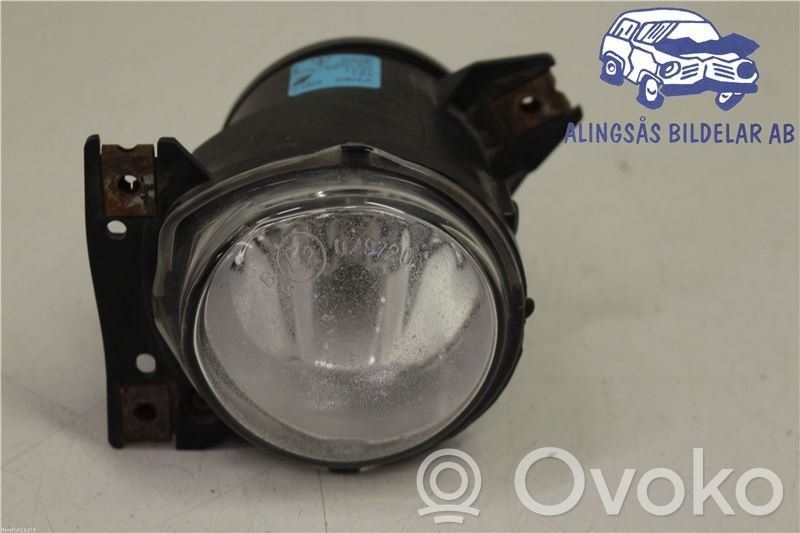 Etusumuvalo   1304005,4M2115201AA,4M2115201AA