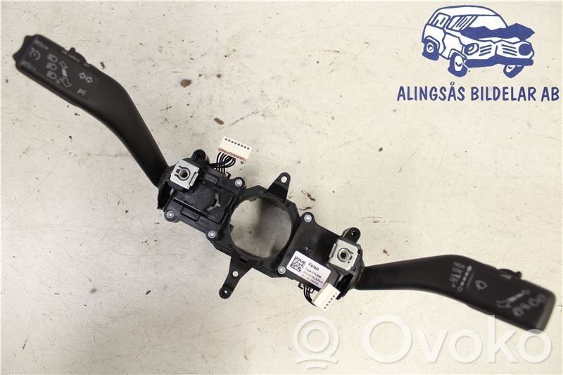 Skoda Yeti (5L) Interruptor/palanca de limpiador de luz de giro 