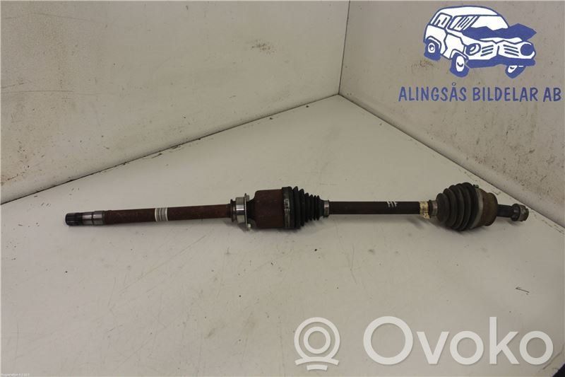 Opel Combo D Priekinis pusašis 