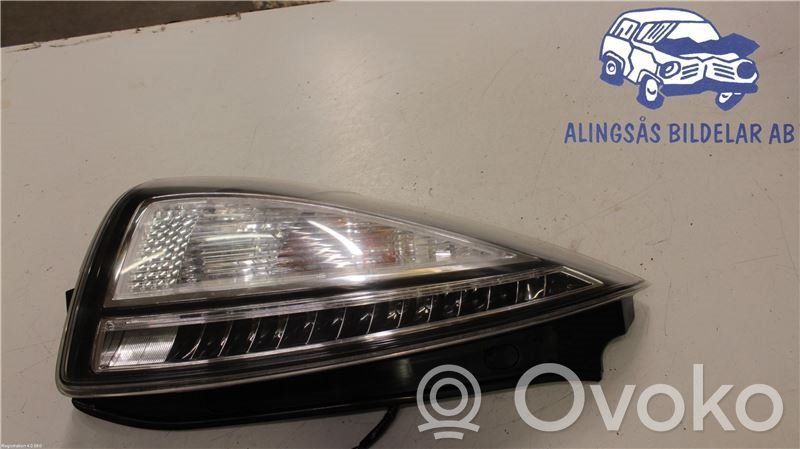 Mazda 5 Rear/tail lights 