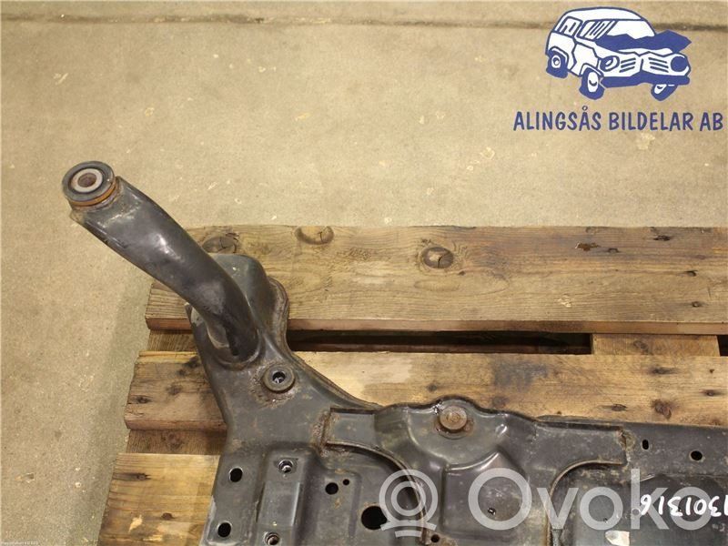 Volvo C30 Front subframe 