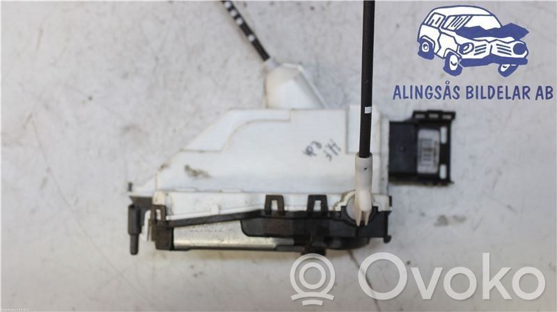 Front door lock   9800624680